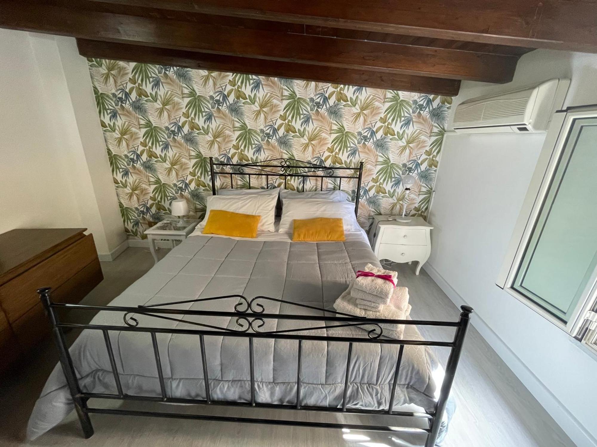 La Zisa Holiday Palermo Dış mekan fotoğraf