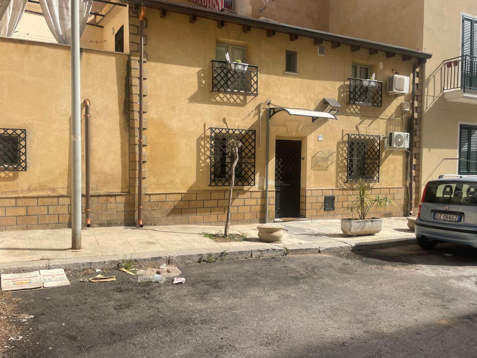 La Zisa Holiday Palermo Dış mekan fotoğraf